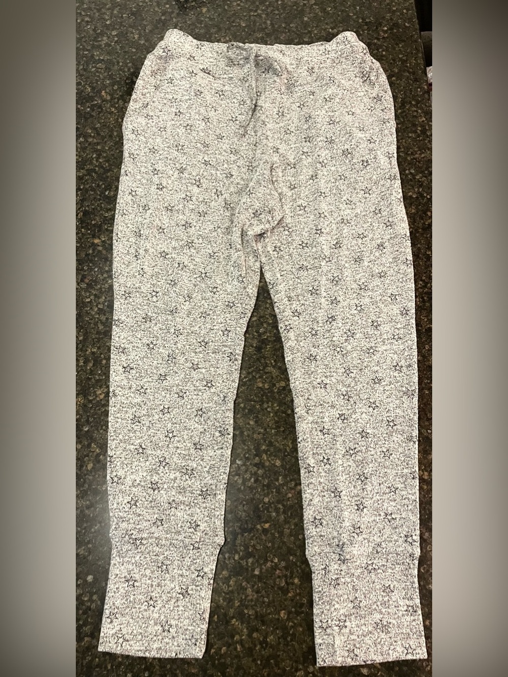 Bobeau women’s knit PJ joggers, S, gray with stars. Matching top posted.